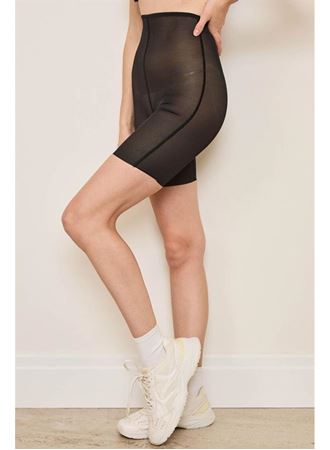 Yüksek Bel Paçalı Şort Korse