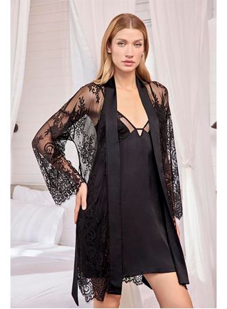 Dantelli Tüllü ve Dekolteli Saten Sabahlık Takımı