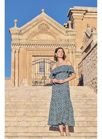 Çiçek Desenli Elbise