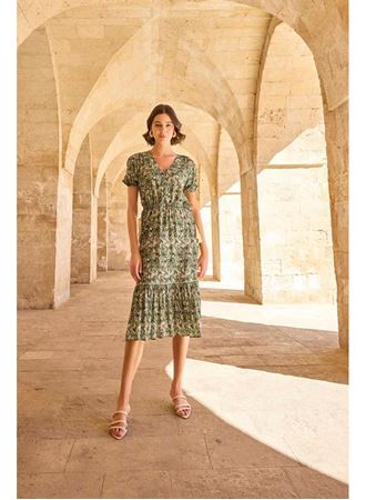 Yaprak Desenli Kısa Kollu Elbise