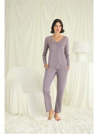 Yakası Kolu ve Omzu Dantelli Boydan Düğmeli Pijama Takımı