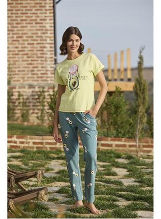 Desenli ve Baskılı "Yoga Sport" Pijama Takımı