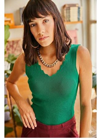 Kadın Omuz Askılı V Yaka Lazer Kesim Kaşkorse Kumaş Atlet