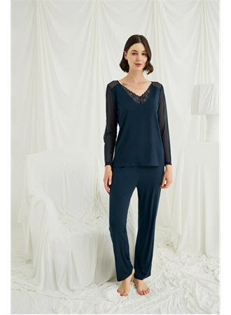 Sırt Dekolteli Uzun Kollu Tüllü ve Dantelli Pijama Takımı