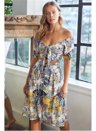 Kadın Dokuma Önden Bağlamalı Çiçek Baskılı Omuzu Düşük Büstiyer ve Önden Düğmeli Etek Takım (9658)