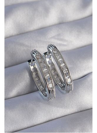 Pirinç Gümüş Renk Zirkon Taşlı Oval Model Küpe