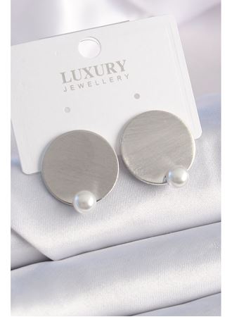 Pirinç Gümüş Renk Plaka Model İnci Detay Kadın Küpe