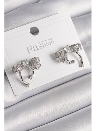 Pirinç Gümüş Renk Zirkon Taşlı Fiyonk Model Kadın Küpe