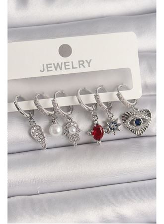 Pirinç Gümüş Renk Sallantı Zirkon Taşlı Fatma Ana El Figür Kadın Küpe Seti