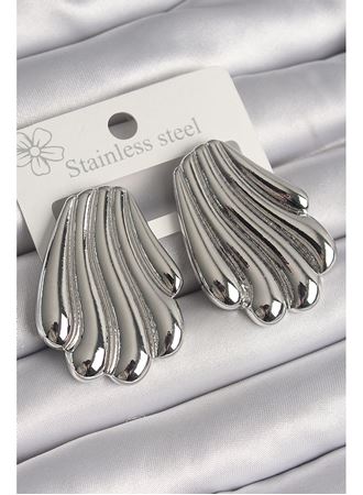 Pirinç Gümüş Renk İşlemeli İstiridye Model Kadın Küpe