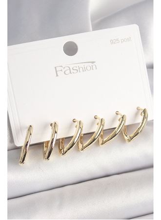 925 Ayar Gümüş Çivi Pirinç Gold Renk Üçgen Model Kadın Küpe Seti