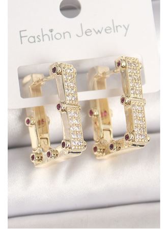 Pirinç Gold Renk Kare Zirkon Taşlı Kadın Küpe