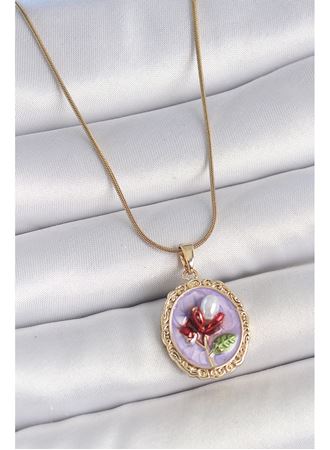 316L Çelik Gold Renk Zincir Mor Mineli İncili Çiçek İşlemeli Portre Model Kadın Kolye