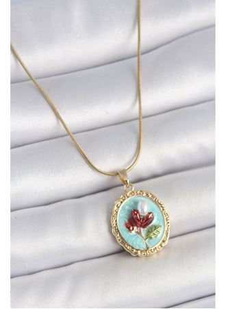 316L Çelik Gold Renk Zincir Turkuaz Mineli İncili Çiçek İşlemeli Portre Model Kadın Kolye