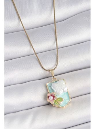 316L Çelik Gold Renk Zincir Mavi Mineli İncili Çiçek İşlemeli Portre Model Kadın Kolye