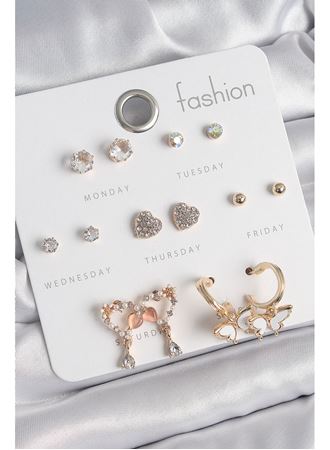 Pirinç Gold Renk Zirkon Taşlı Sallantılı Kalp Figür Kelebek Detay 7 Çift Kadın Küpe Seti