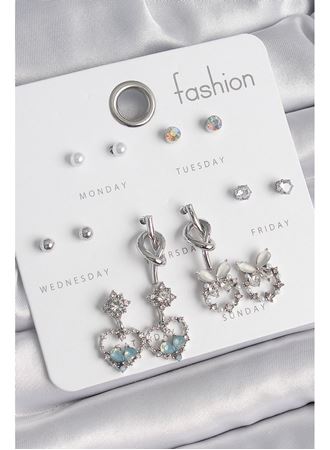 Pirinç Gümüş Renk Sallantı Zirkon Taşlı Kalp Model Düğüm Detay 7 Çift Kadın Küpe Seti