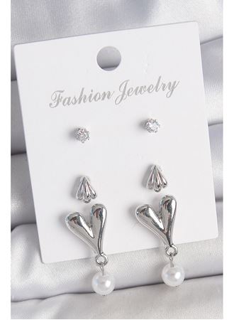 Pirinç Gümüş Renk Zirkon Taşlı Sallantılı Kalp Model 3 Çift Kadın Küpe Seti