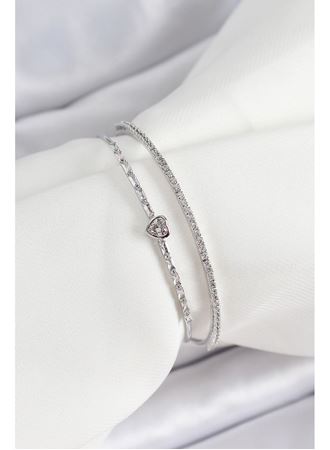 Pirinç Gümüş Renk Zirkon Taşlı Kalp Detaylı Kadın Bileklik