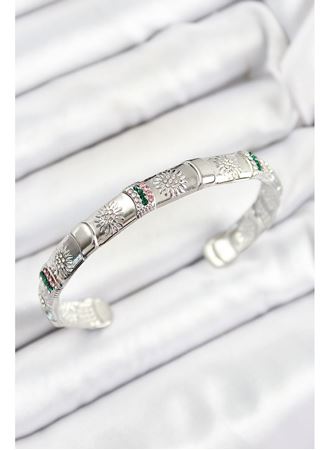 Pirinç Karışık Zirkon Taşlı Çiçek Model Gümüş Renk Altı Açık Kadın Bileklik