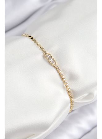 Pirinç Zirkon Taşlı Dikdörtgen Model Ezme Zincir Gold Renk Kadın Bileklik
