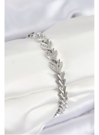 Pirinç Zirkon Taşlı Sıralı Ok Model Gümüş Renk Kadın Bileklik
