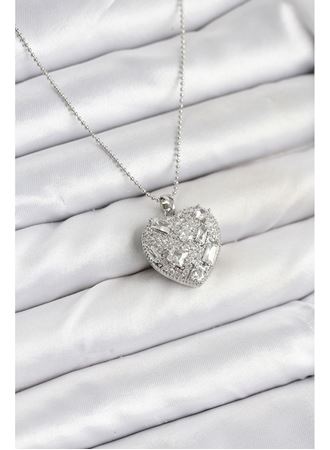316L Çelik Zincir Gümüş Zirkon Taşlı Kalpli Kadın Kolye