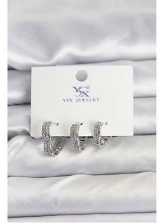 Gümüş Renk Pirinç Zirkon Taşlı Kalpli Kadın Küpe