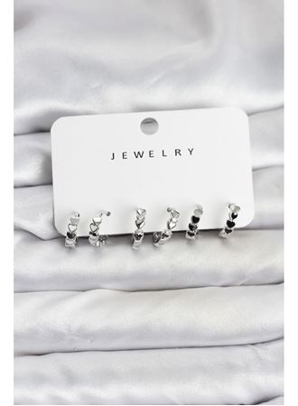 Gümüş Renk Pirinç Minimal Kalp Detaylı Kadın Küpe Seti