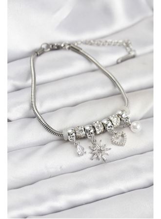 Pirinç Gümüş Renk Kutup Yıldızı ve Kalp Charmlı Kadın Bileklik