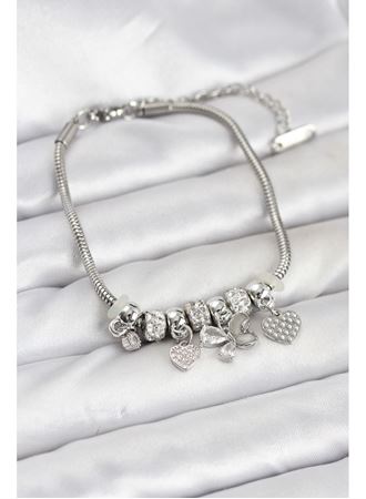 Kelebek Charmlı Gümüş Renk Kadın Bileklik