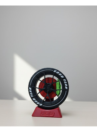 Araba Tutkunlarına Özel Jant Tasarımlı Ofis Masa Dekoru