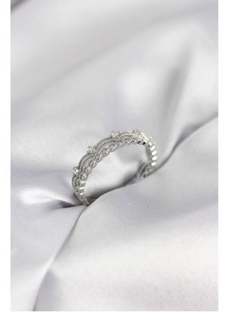 Gümüş Renk Motif Desenli Zirkon Taşlı Kadın Yüzük