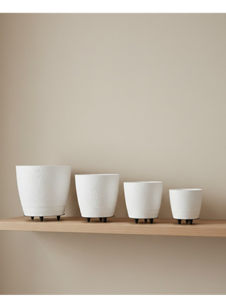 4’lü 3D Beyaz Dekoratif Vazo Seti Modern Ayaklı Şık Saksı Takımı