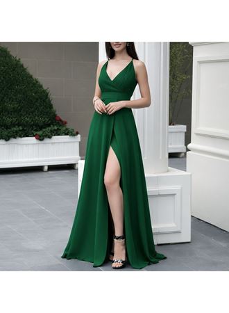 Kadın Ip Askılı Derin Uzun Yırtmaç Detaylı Yerli Krep Uzun Elbise