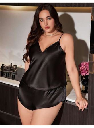 Büyük Beden Siyah Saten Şortlu Takım