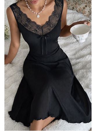 Kadın Askılı Dantel Yakalı Uzun Kalın Fitilli Kaşkorse Gecelik