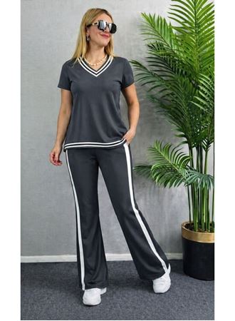 Kadın Kısa Kollu V Yakalı Viskon Iki Iplik Bluz Ve Pantolon Ikili Takım