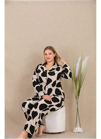 Büyük Beden Siyah Beyaz Kalp Desenli Düğmeli Uzun Kol Viskon Pijama Takımı