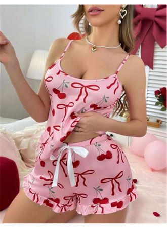 Pembe Üstüne Kiraz Desenli Askılı Şortlu Pijama Takımı