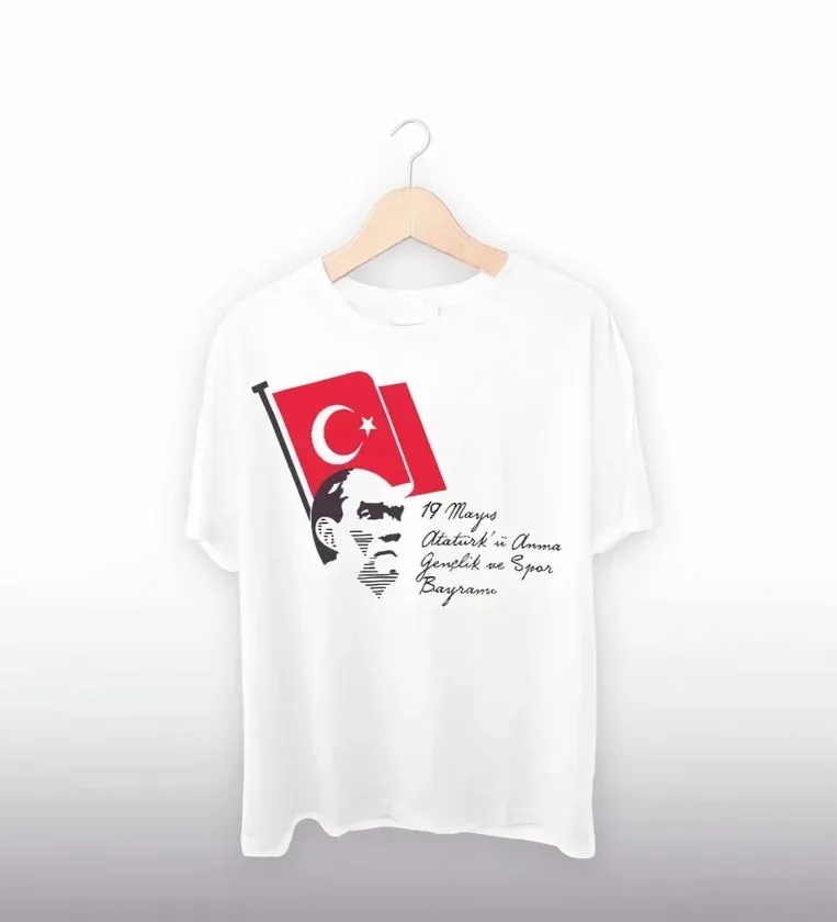 19 Mayıs Atatürkü Anma Gençlik Ve Spor Bayramı Baskılı Oversize T-shirt - Beyaz