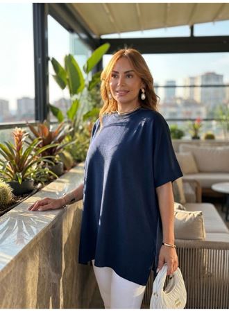 Kadın Bisiklet Yaka Kısa Yarasa Kollu Yanları Yırtmaçlı Oversize Dökümlü Merserize Bluz
