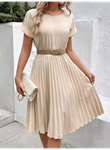 Kadın Kısa Kollu Yakası Açık Belden Lastikli Pileli Kısa Ithal Krep Elbise