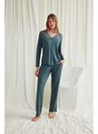 Yakası Omzu ve Paçası Dantelli Boydan Düğmeli Pijama Takımı