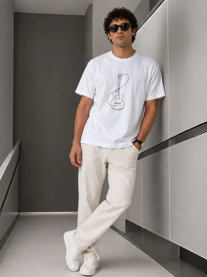 Erkek Minimal Gitar Baskılı Tişört T-Shirt Yazlık Kısa Kol Bisiklet Yaka T-Shirt - Beyaz